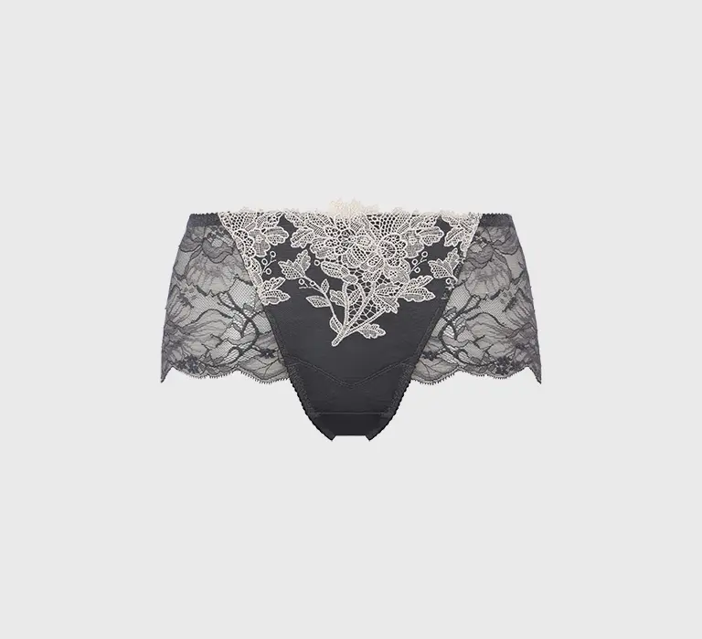 Hip-hanger Shorts